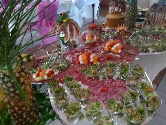 Buffet préparé par Le Faitout Gourmand pour un repas de groupe